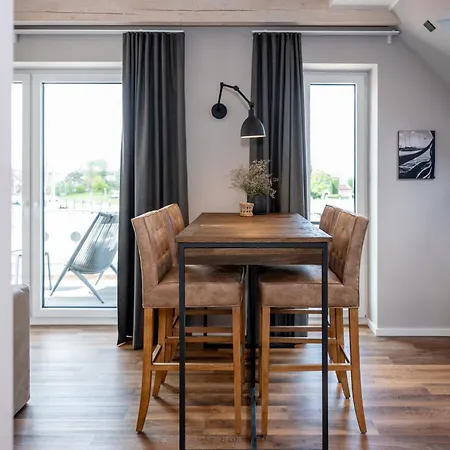 4hafenzeiten - Nie11 Hamburg * Niendorf (Timmendorfer Strand)